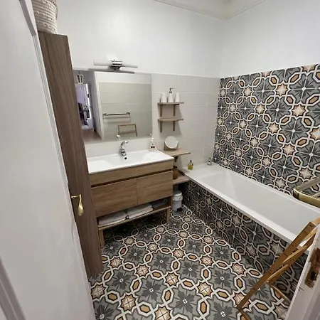 Apartment Climatise F3 Proche Port Et Aeroport